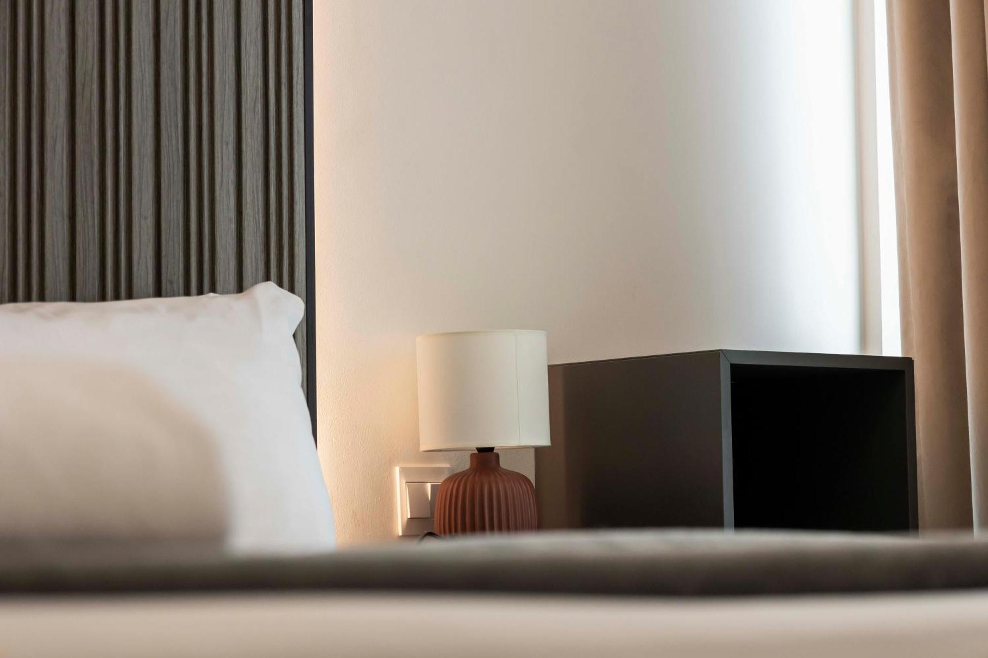 Modern At Downtown By Serenity Living Homes * Dubai