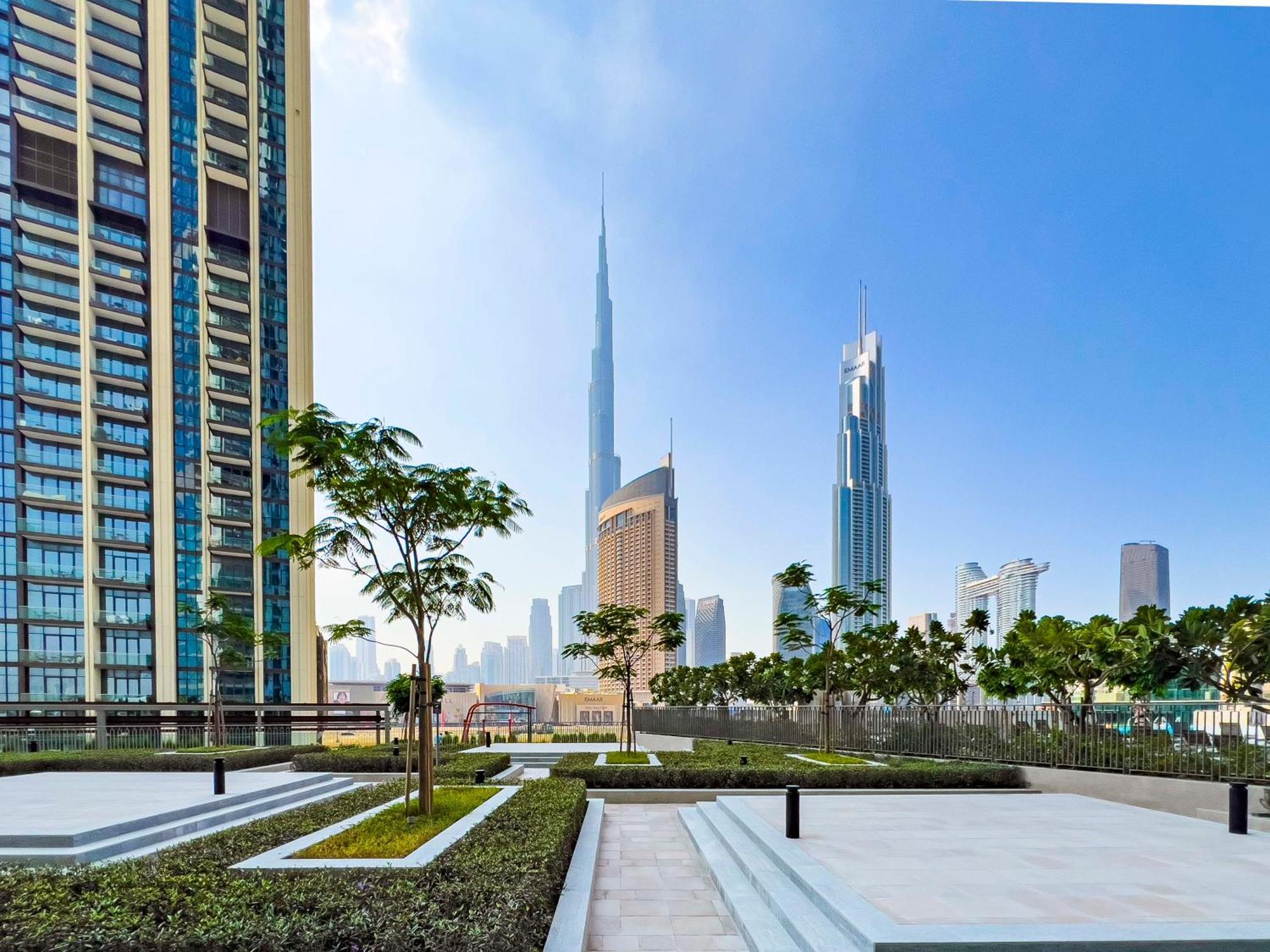 Modern At Downtown By Serenity Living Homes Apartment *